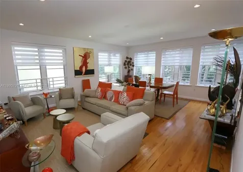 1018 Meridian Avenue Miami Beach FL 33139
