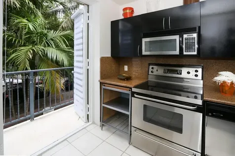 1018 Meridian Avenue Miami Beach FL 33139