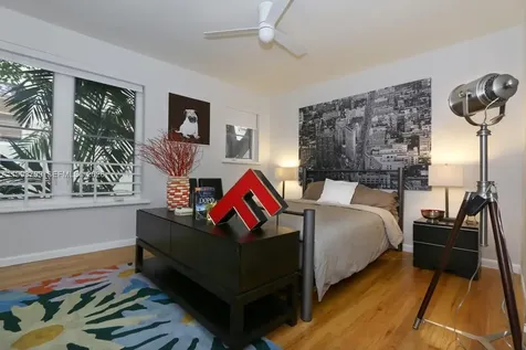 1018 Meridian Avenue Miami Beach FL 33139