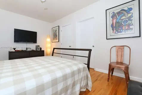 1018 Meridian Avenue Miami Beach FL 33139