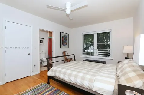 1018 Meridian Avenue Miami Beach FL 33139