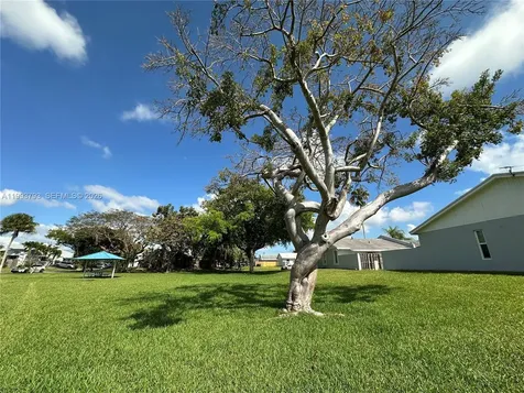 10359 SW 209th Lane Cutler Bay FL 33189