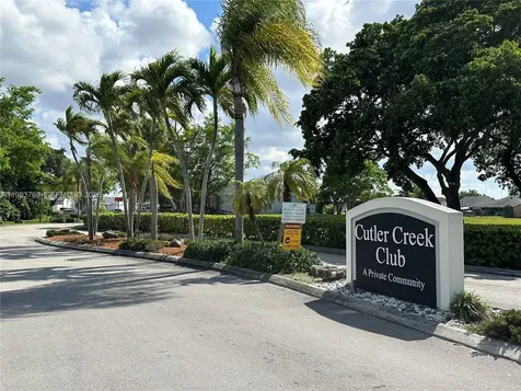 10359 SW 209th Lane Cutler Bay FL 33189