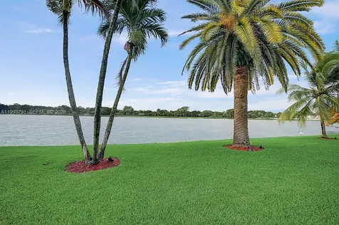 5204 NW 54th Street Coconut Creek FL 33073