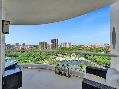 7000 Island Boulevard Aventura FL 33160