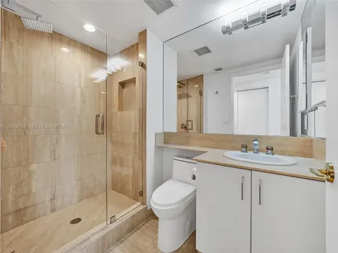 7000 Island Boulevard Aventura FL 33160