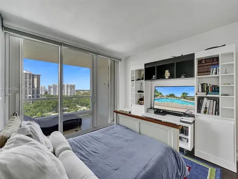 7000 Island Boulevard Aventura FL 33160