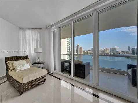 7000 Island Boulevard Aventura FL 33160