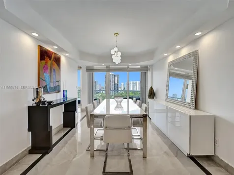 7000 Island Boulevard Aventura FL 33160