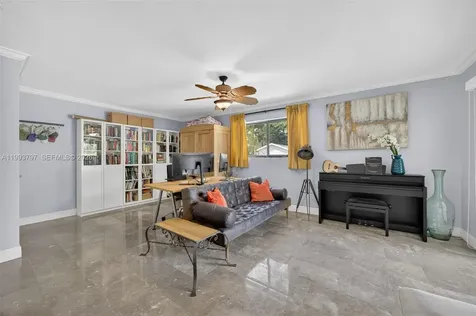 8125 SW 184th Terrace Cutler Bay FL 33157