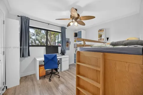 8125 SW 184th Terrace Cutler Bay FL 33157