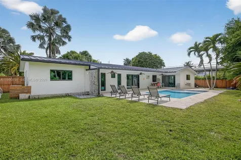 8125 SW 184th Terrace Cutler Bay FL 33157