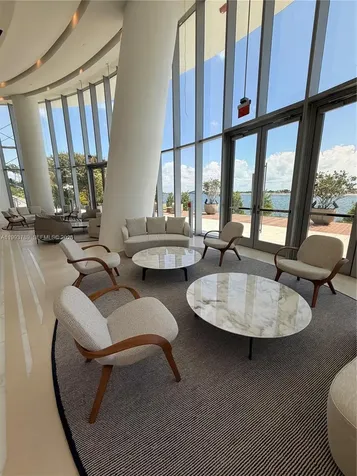 175 SE 25th Road Miami FL 33129