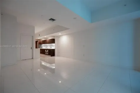851 NE 1st Avenue Miami FL 33132