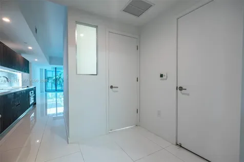 851 NE 1st Avenue Miami FL 33132