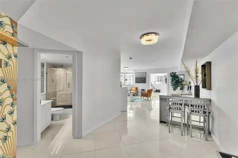 825 Brickell Bay Drive Miami FL 33131