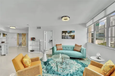 825 Brickell Bay Drive Miami FL 33131