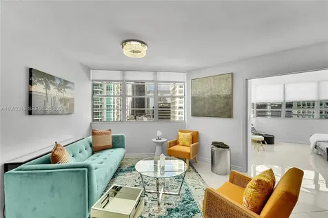 825 Brickell Bay Drive Miami FL 33131