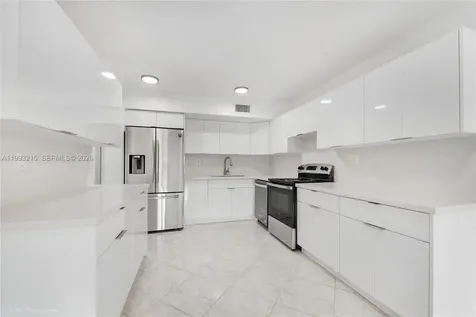 2211 SW 122nd Court Miami FL 33175