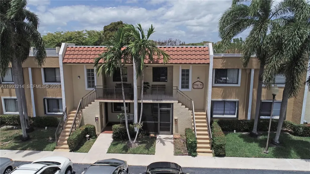 434 Lakeview Drive Weston FL 33326