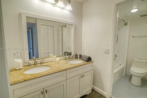 434 Lakeview Drive Weston FL 33326