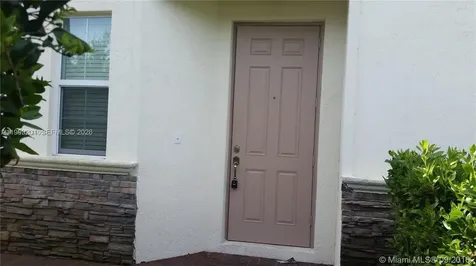 5223 SW 77th Way Davie FL 33328