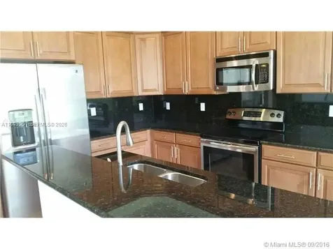 5223 SW 77th Way Davie FL 33328