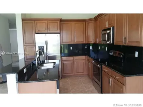 5223 SW 77th Way Davie FL 33328