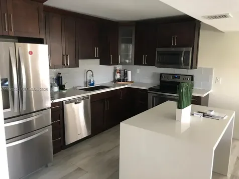 7135 Collins Avenue Miami Beach FL 33141