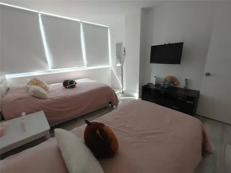 7135 Collins Avenue Miami Beach FL 33141