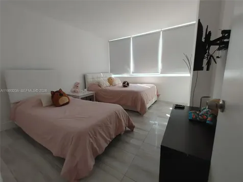 7135 Collins Avenue Miami Beach FL 33141