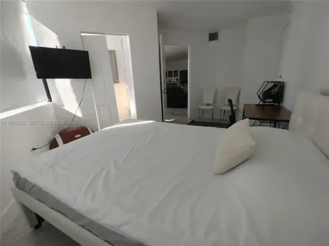 7135 Collins Avenue Miami Beach FL 33141