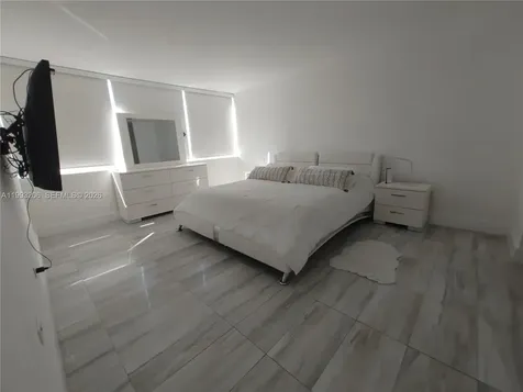 7135 Collins Avenue Miami Beach FL 33141