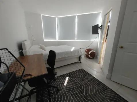 7135 Collins Avenue Miami Beach FL 33141