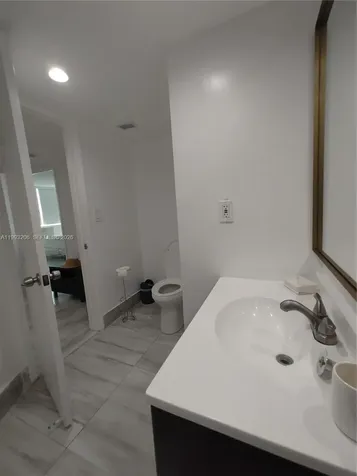 7135 Collins Avenue Miami Beach FL 33141
