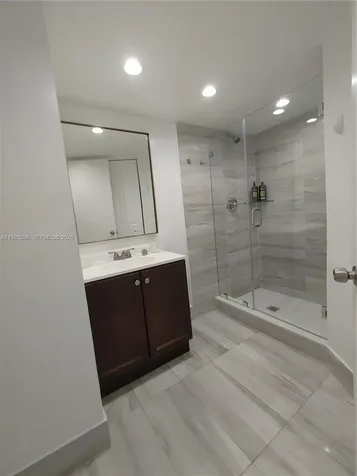 7135 Collins Avenue Miami Beach FL 33141