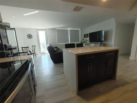 7135 Collins Avenue Miami Beach FL 33141