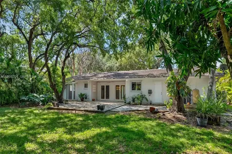 6767 SW 154th Street Palmetto Bay FL 33157