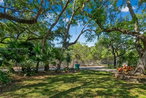 6767 SW 154th Street Palmetto Bay FL 33157