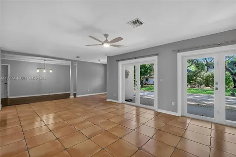 6767 SW 154th Street Palmetto Bay FL 33157
