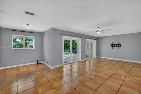 6767 SW 154th Street Palmetto Bay FL 33157