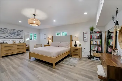 7305 SW 123rd Terrace Pinecrest FL 33156