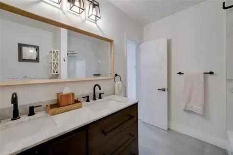 7305 SW 123rd Terrace Pinecrest FL 33156