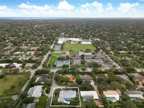 7305 SW 123rd Terrace Pinecrest FL 33156