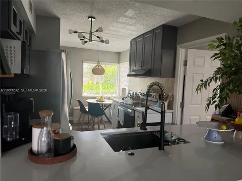 1054 SE 6th Court Dania Beach FL 33004
