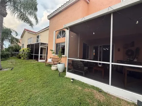 1054 SE 6th Court Dania Beach FL 33004