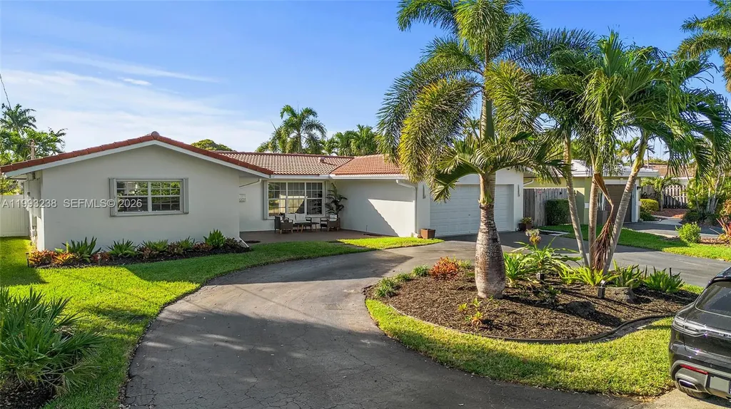 2207 NE 16th Avenue Wilton Manors FL 33305