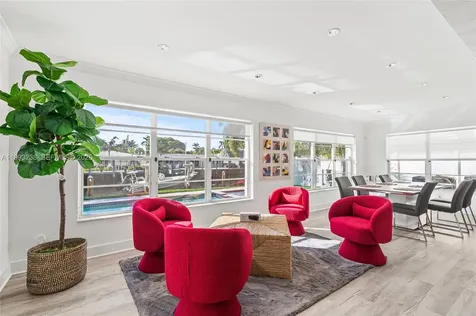 2207 NE 16th Avenue Wilton Manors FL 33305