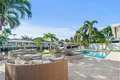 2207 NE 16th Avenue Wilton Manors FL 33305