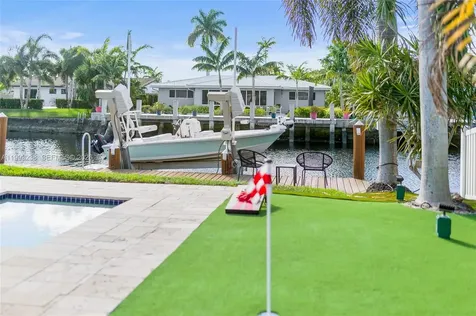 2207 NE 16th Avenue Wilton Manors FL 33305
